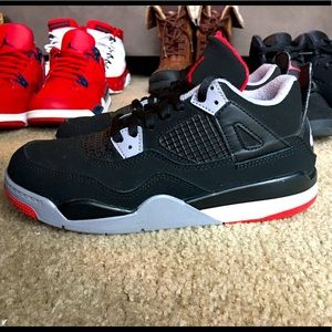 Jordan 4 Retro